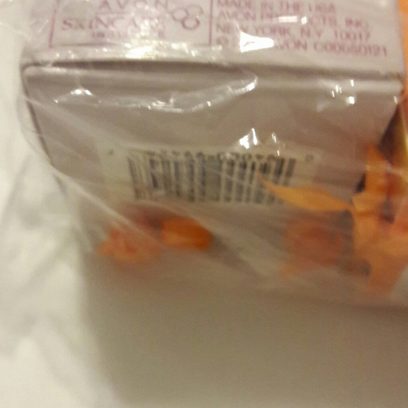 Avon ANew gift Vitamin C Brightening & vitale spf - Picture 5 of 5